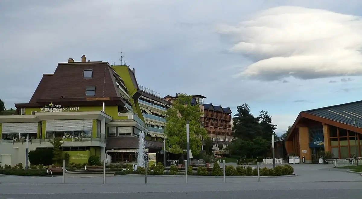 Hotel and spa buildings of the Loipersdorf thermal baths complex under a cloudy sky