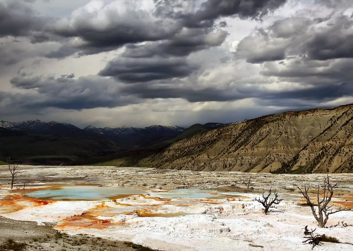 Upper Terraces of Mammoth Hot Springs near the hotel, a protected area where soaking is banned
